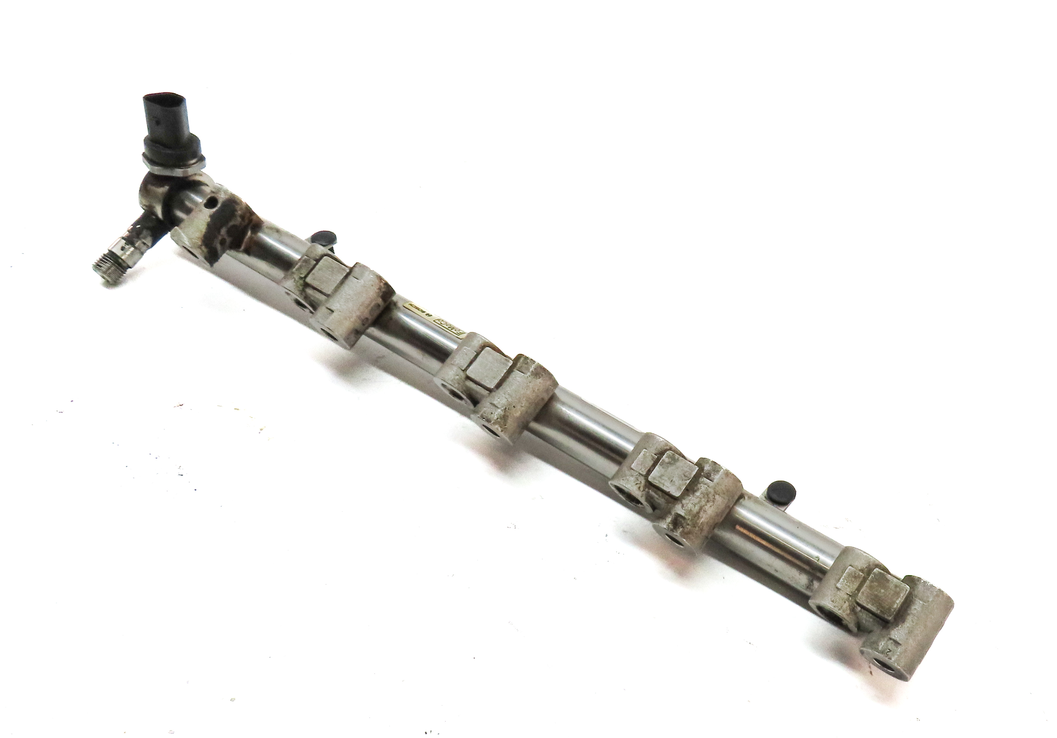 2013 RANGE ROVER EVOQUE (L538) 2.0L FUEL INJECTOR RAIL w/ PRESSURE SENSOR — exact item pictured